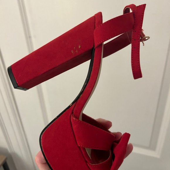 Shoe Dazzle Women's Red Platform Pumps size 7 - Picture 5 of 16
